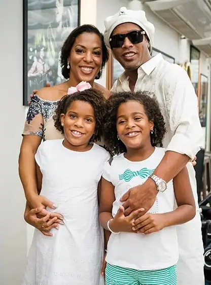 رونالدینیو زن و بچه